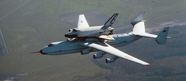 Antonov An-225 aircraft flies with Buran space shuttle on external store Antonov An-225 aircraft flies with Buran space shuttle on external store - Sputnik International