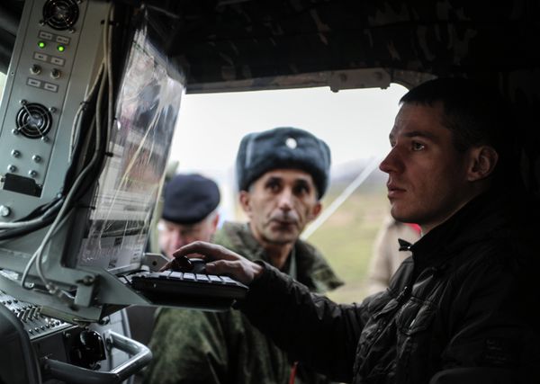 Leer-2 radio countermeasures complex presented - Sputnik International