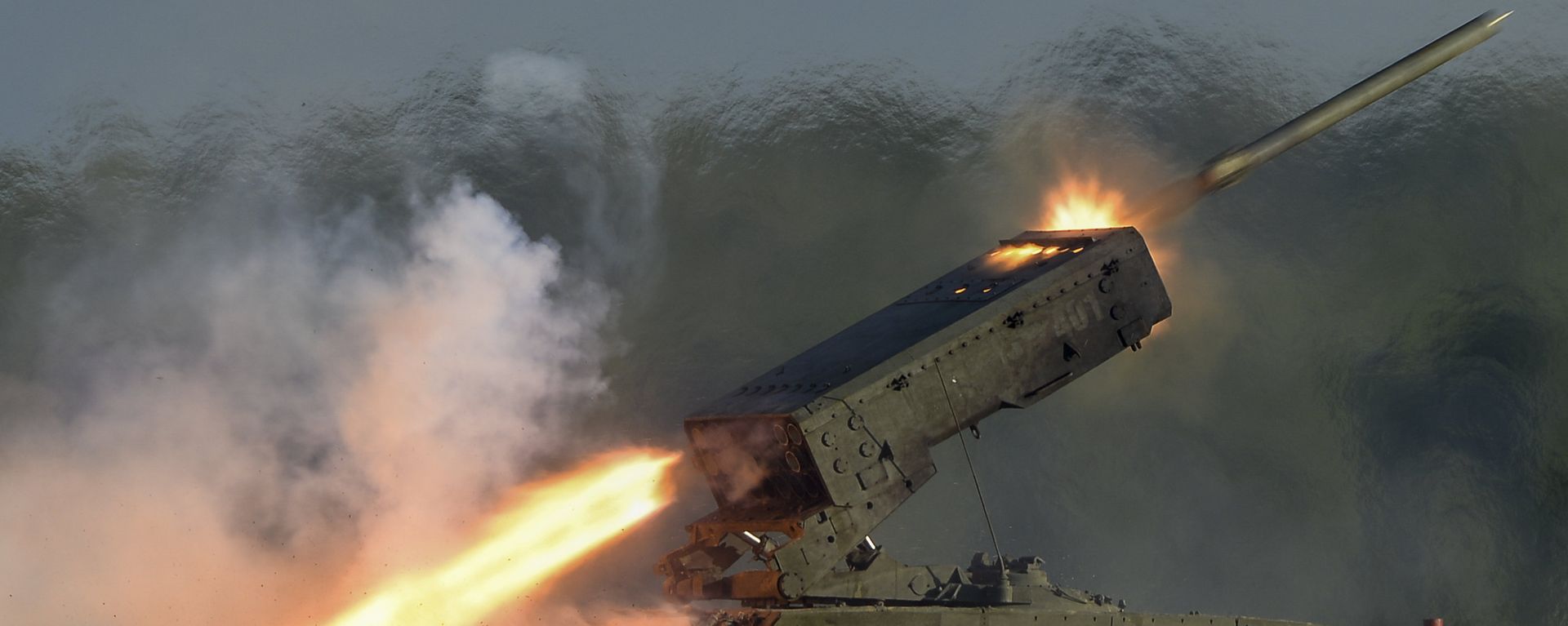 TOS-1A Solncepiek heavy flamethrower system. - Sputnik International, 1920, 06.07.2026