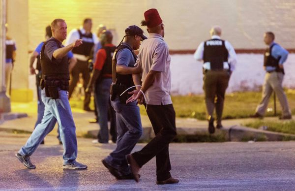 Police arrest a man as protesters gathered after a shooting incident in St. Louis, Missouri August 19, 2015 Police arrest a man as protesters gathered after a shooting incident in St. Louis, Missouri August 19, 2015 - Sputnik International