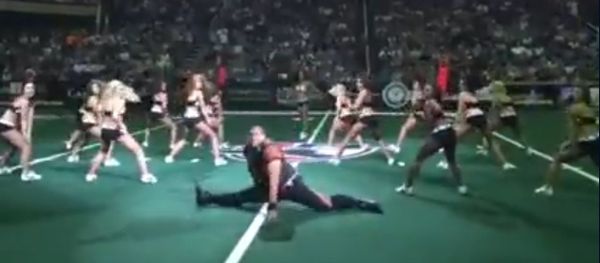 Arizona Rattlers Football Dancing Player Arizona Rattlers Football Dancing Player - Sputnik International