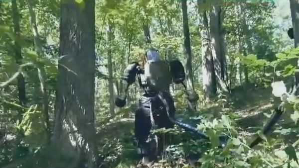 Boston Dynamics' Atlas Robot Tested Outside - Sputnik International