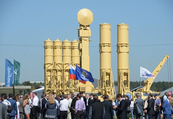 What Did Putin See at MAKS-2015 Air and Space Show? What Did Putin See at MAKS-2015 Air and Space Show? - Sputnik International