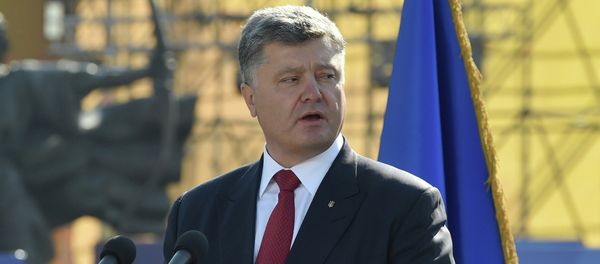 Ukrainian President Petro Poroshenko during a march on Independence Day in Kiev Ukrainian President Petro Poroshenko during a march on Independence Day in Kiev - Sputnik International