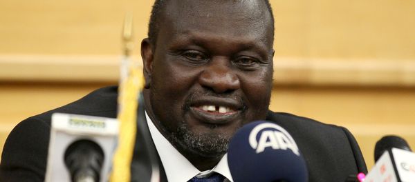 South Sudan's rebel leader Riek Machar prepares to address a news conference during the peace signing meeting in Ethiopia's capital Addis Ababa, August 17, 2015. - Sputnik International