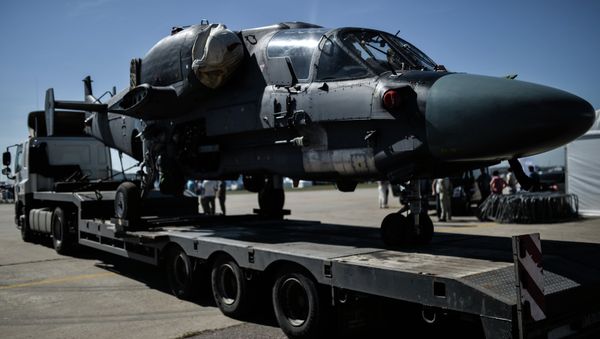 A Ka-26 helicopter is transported for the final rehearsal of the opening of the MAKS 2015 International Aviation and Space Salon - Sputnik International