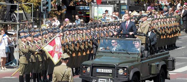 Polish President Andrzej Duda and Chief of Staff Gen. Mieczyslaw Gocul review troops prior to a military parade during Armed Forces Day in Warsaw, Poland August 15, 2015 Polish President Andrzej Duda and Chief of Staff Gen. Mieczyslaw Gocul review troops prior to a military parade during Armed Forces Day in Warsaw, Poland August 15, 2015 - Sputnik International
