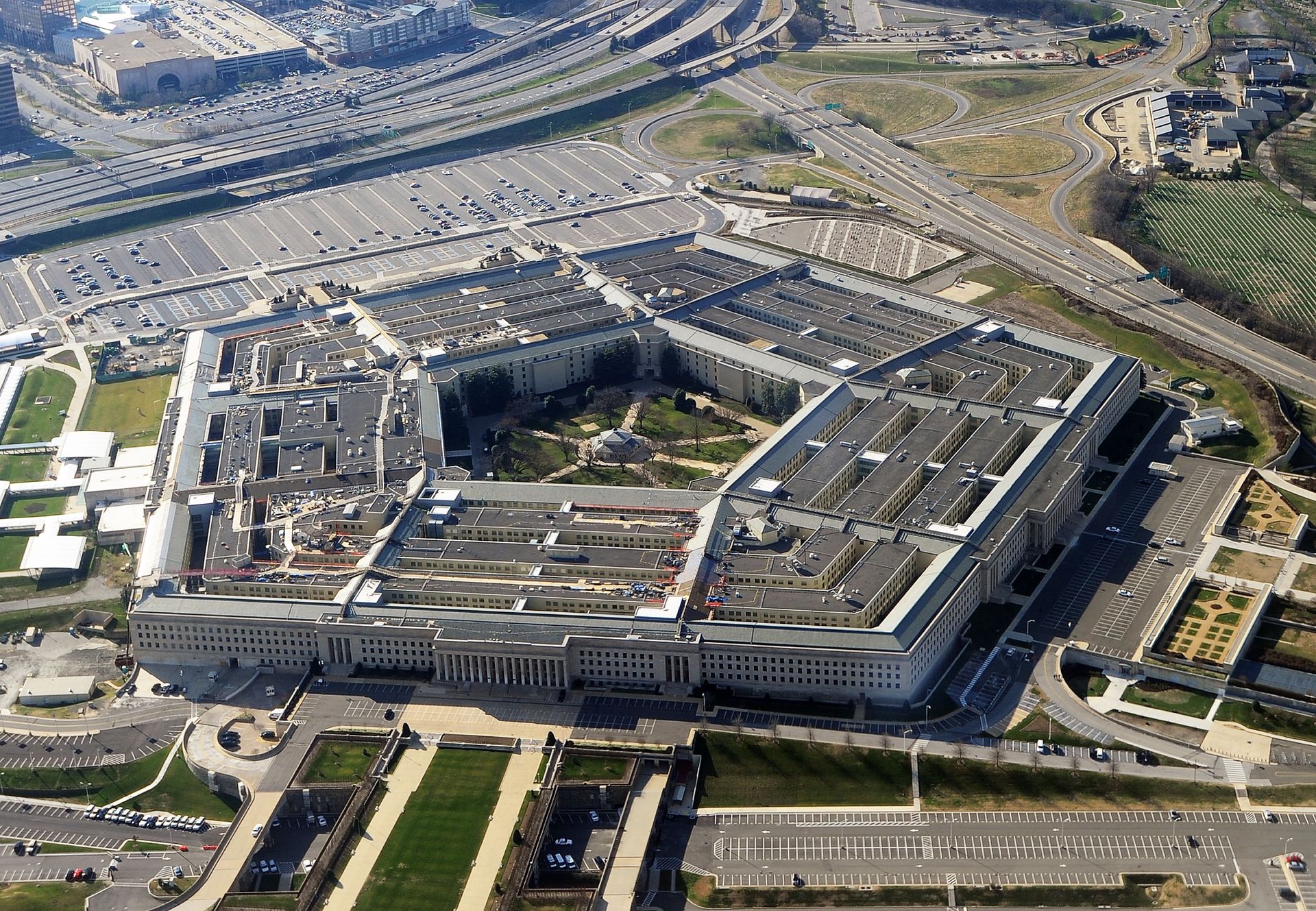 The Pentagon building in Washington, DC - Sputnik International, 1920, 25.03.2022