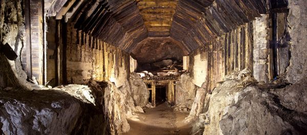 FILE - This file photo from March.2012, shows a part of a subterranean system built by Nazi Germany in what is today Gluszyca-Osowka, Poland. According to Polish lore, a Nazi train loaded with gold, and weapons vanished into a mountain at the end of World War II, as the Germans fled the Soviet advance - Sputnik International