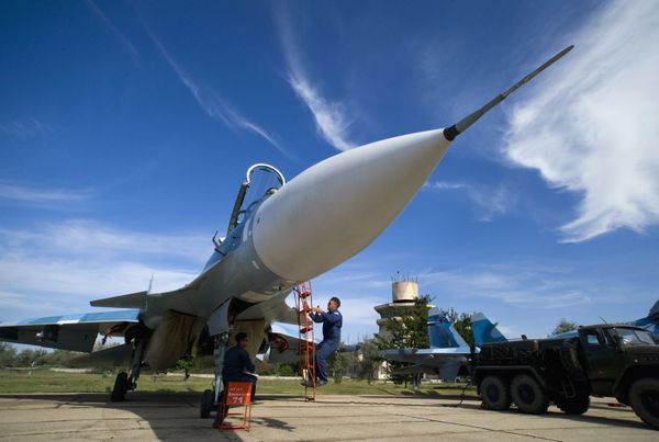Like Riding a Bike: Russian Carrier Aviation Training Flights in Crimea - Sputnik International