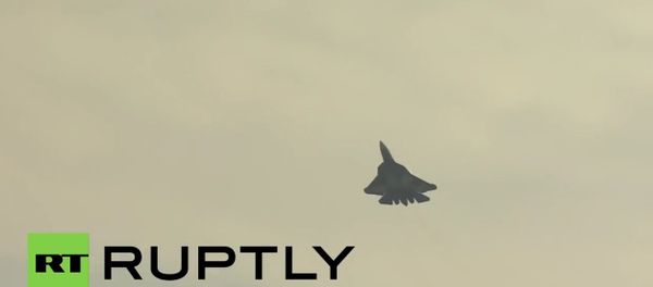Sukhoi T-50 fighter jet debuts at MAKS-2015 air show - Sputnik International