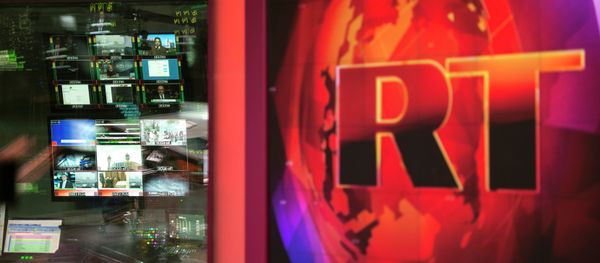 Control room of the Russia Today English-language newsroom - Sputnik International