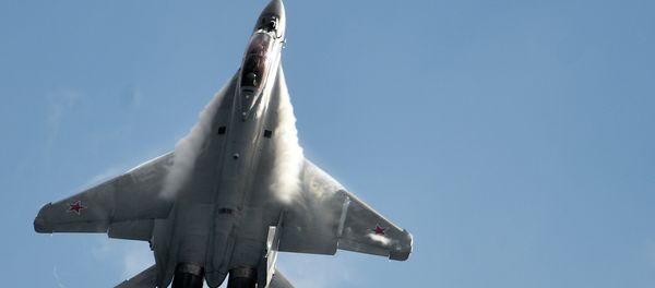 MiG-35 fighter jet performs during Russian MAKS-2015 air show - Sputnik International