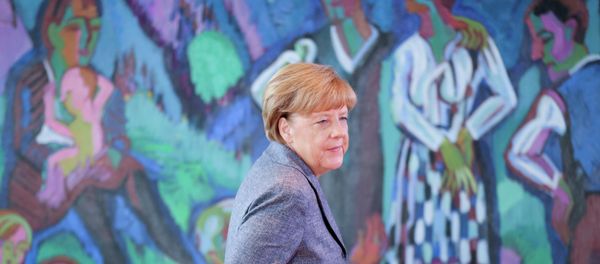 German chancellor Angela Merkel arrives for a cabinet meeting at the chancellery in Berlin, Aug. 26, 2015. German chancellor Angela Merkel arrives for a cabinet meeting at the chancellery in Berlin, Aug. 26, 2015. - Sputnik International