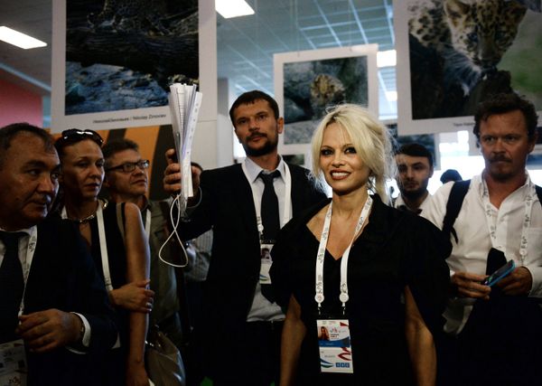 Sergei Donskoi and Pamela Anderson - Sputnik International