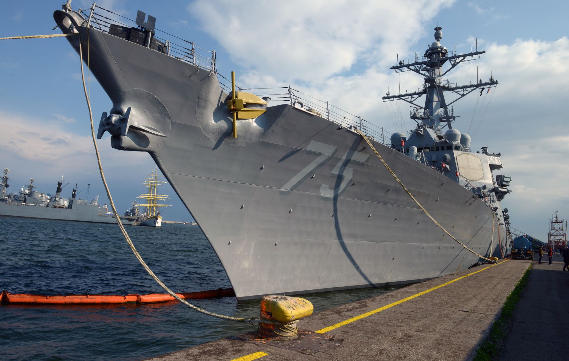 Up to Old Tricks Again? US Patrol Cutter Kicks Off 'Transit Into Black Sea' Up to Old Tricks Again? US Patrol Cutter Kicks Off 'Transit Into Black Sea' - Sputnik International, 1920, 27.04.2021