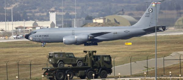 A U.S. Air Force Boeing KC-135R Stratotanker aerial refueling aircraft lands at Incirlik air base in Adana, Turkey, August 10, 2015 - Sputnik International