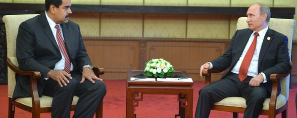 September 3, 2015. Russian President Vladimir Putin, right, and President of the Bolivarian Republic of Venezuela Nicolas Maduro during their meeting in the Diaoyutai state guest house in Beijing - Sputnik International