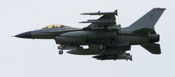 Danish F16 fighter jet Danish F16 fighter jet - Sputnik International
