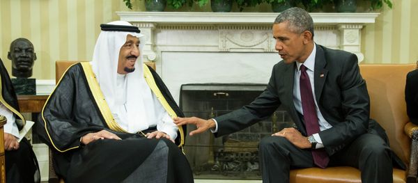 President Barack Obama, right, meets with King Salman of Saudi Arabia in the Oval Office of the White House, on Friday, Sept. 4, 2015, in Washington - Sputnik International