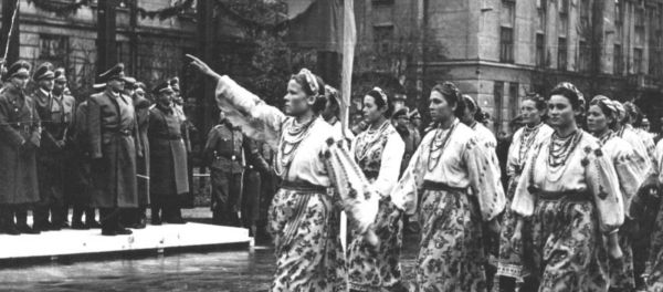 Parade in the western Ukrainian city of Stanislav, Ivano-Frankivsk region, in honor of the visit of Hans Frank, Governor-General of Nazi-occupied Poland Parade in the western Ukrainian city of Stanislav, Ivano-Frankivsk region, in honor of the visit of Hans Frank, Governor-General of Nazi-occupied Poland - Sputnik International