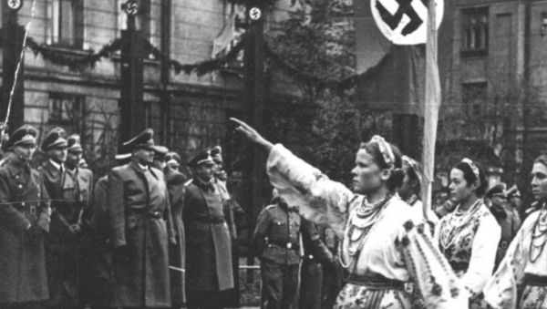 Parade in the western Ukrainian city of Stanislav, Ivano-Frankivsk region, in honor of the visit of Hans Frank, Governor-General of Nazi-occupied Poland - Sputnik International