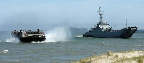 NATO troops make a massive amphibious landing off the coast of Ustka, northern Poland, during NATO military sea exercises BALTOPS (Baltic Operations) 2015 in the Baltic Sea - Sputnik International