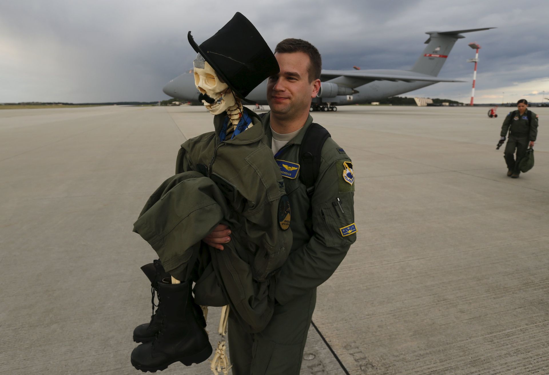 US Air Force Plans to Put Down Problematic Lockheed Martin F-22, Replace It With Sixth-Gen Jet US Air Force Plans to Put Down Problematic Lockheed Martin F-22, Replace It With Sixth-Gen Jet - Sputnik International, 1920, 15.05.2021