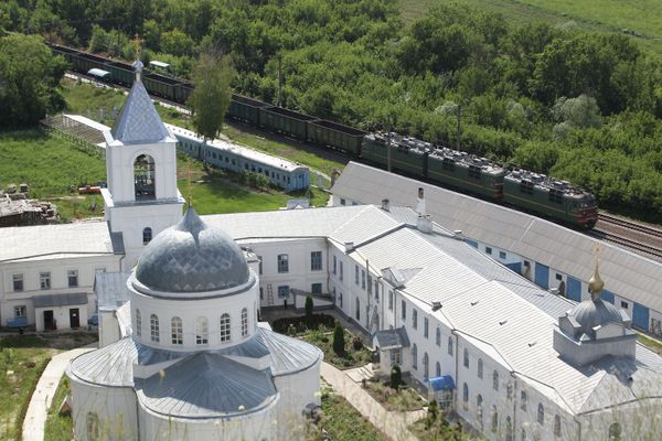 Nature's Masterpiece in Central Russia: Divnogorye Nature's Masterpiece in Central Russia: Divnogorye - Sputnik International