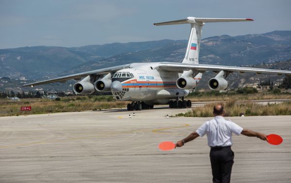 Russian EMERCOM plane with humanitarian aid for the people of Syria arrives to Latakia Airport in Syria Russian EMERCOM plane with humanitarian aid for the people of Syria arrives to Latakia Airport in Syria - Sputnik International