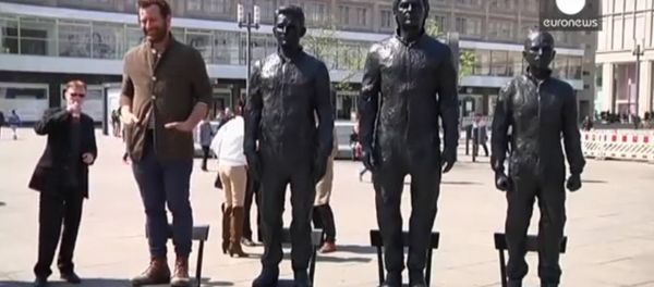 Snowden, Assange and Manning statues unveiled in Berlin's Alexanderplatz - Sputnik International