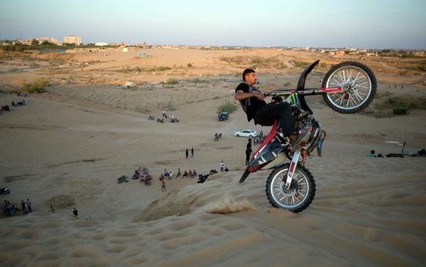 Addicted to Extreme Sports: Conquerors of Gaza Strip Addicted to Extreme Sports: Conquerors of Gaza Strip - Sputnik International