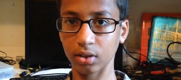 Ahmed Mohamed, a 14-year-old boy from Texas, was arrested for bringing a homemade clock to school, the Dallas Morning News reported - Sputnik International