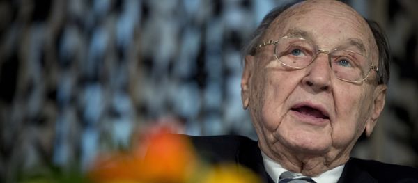 Former German foreign minister Hans-Dietrich Genscher - Sputnik International