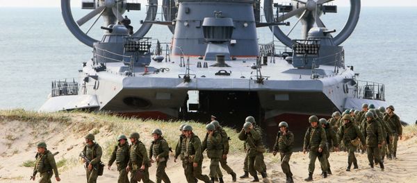 The air-cushion small landing ship Mordovia and servicemen of coastal defence troops at the Baltic Fleets's range during the joint Russian-Belarusian drills Union Shield 2015 in Kaliningrad Region The air-cushion small landing ship Mordovia and servicemen of coastal defence troops at the Baltic Fleets's range during the joint Russian-Belarusian drills Union Shield 2015 in Kaliningrad Region - Sputnik International