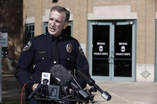Irving police Chief Larry Boyd delivers a statement regarding Ahmed Mohamed, a 14-year-old student detained by police on Monday, during a news conference, Wednesday, Sept. 16, 2015, in Irving, Texas. Irving police Chief Larry Boyd delivers a statement regarding Ahmed Mohamed, a 14-year-old student detained by police on Monday, during a news conference, Wednesday, Sept. 16, 2015, in Irving, Texas. - Sputnik International