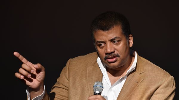 Neil deGrasse Tyson, astrophysicist, Cosmos television show host and Frederick P. Rose Director of the Hayden Planetarium at the American Museum of Natural History speaks August 4, 2014 after a screening of James Cameron's Deepsea Challenge 3D film at the museum in New York.  - Sputnik International
