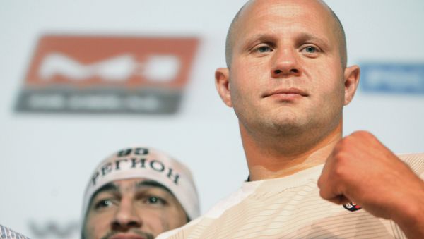 Official weigh-in of Fedor Emeliyanenko and Pedro Rizzo - Sputnik International