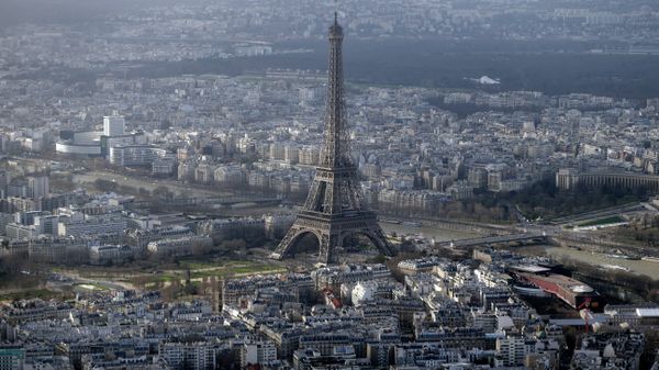 An aerial view taken on January 11, 2015 shows the Eiffel Tower in Paris - Sputnik International