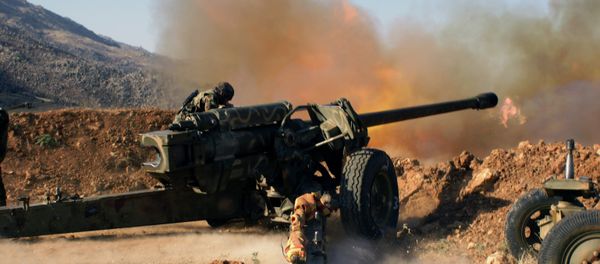 Syrian troops shoot at the Islamist forces' positions near Al-Zabadani in Syria - Sputnik International