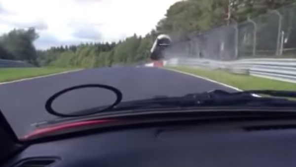 Huge Renault Megan crash at the Ring (Nurburgring nordschleife) - Sputnik International