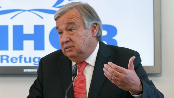 Antonio Guterres, United Nations High Commissioner for Refugees (UNHCR) speaks to media about the refugee crisis in Europe, following their bilateral meeting at the UNHCR headquarters in Geneva, Switzerland, September 4, 2015 - Sputnik International
