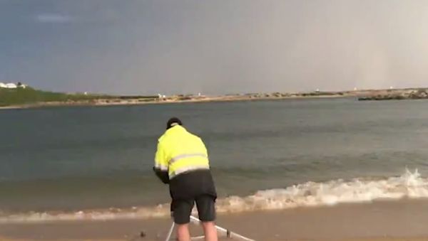 Lighting Strike Gets a Little Too Close - Sputnik International