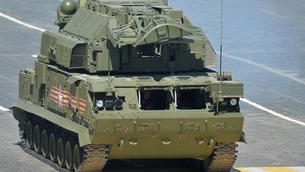 An all-weather TOR-M2U/SA-15 Gauntlet tactical surface-to-air missile system - Sputnik International