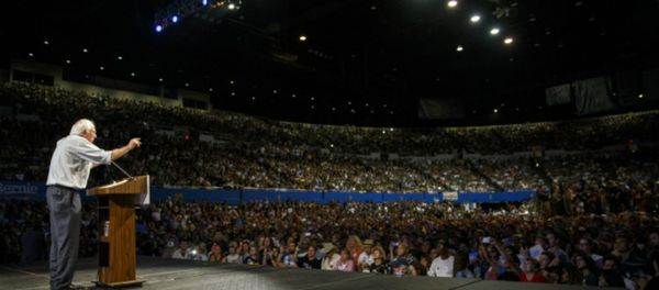 Bernie Sanders Has Nearly 1 Million Grassroots Campaign Contributions Bernie Sanders Has Nearly 1 Million Grassroots Campaign Contributions - Sputnik International