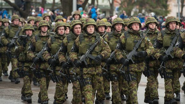 Estonian soldiers - Sputnik International