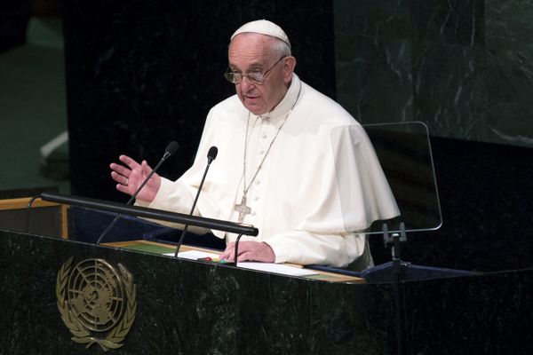 Pope Francis addresses attendees in the opening ceremony to commence a plenary meeting of the United Nations Sustainable Development Summit 2015 at the United Nations headquarters in Manhattan, New York September 25, 2015. Pope Francis addresses attendees in the opening ceremony to commence a plenary meeting of the United Nations Sustainable Development Summit 2015 at the United Nations headquarters in Manhattan, New York September 25, 2015. - Sputnik International