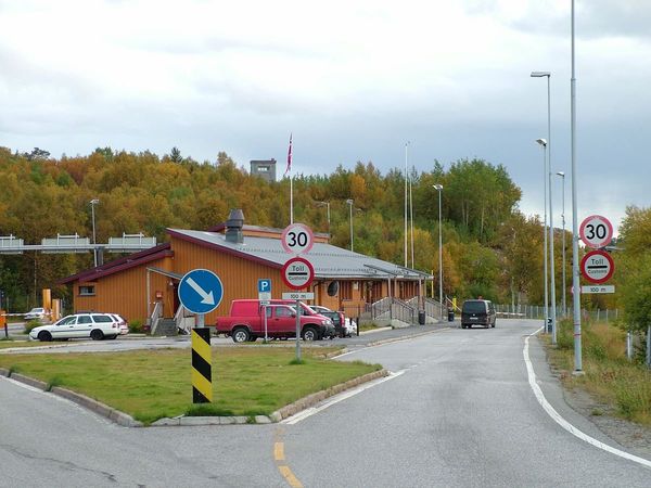 At Storskog, the Norwegian-Russian border with the border crossing station - Sputnik International