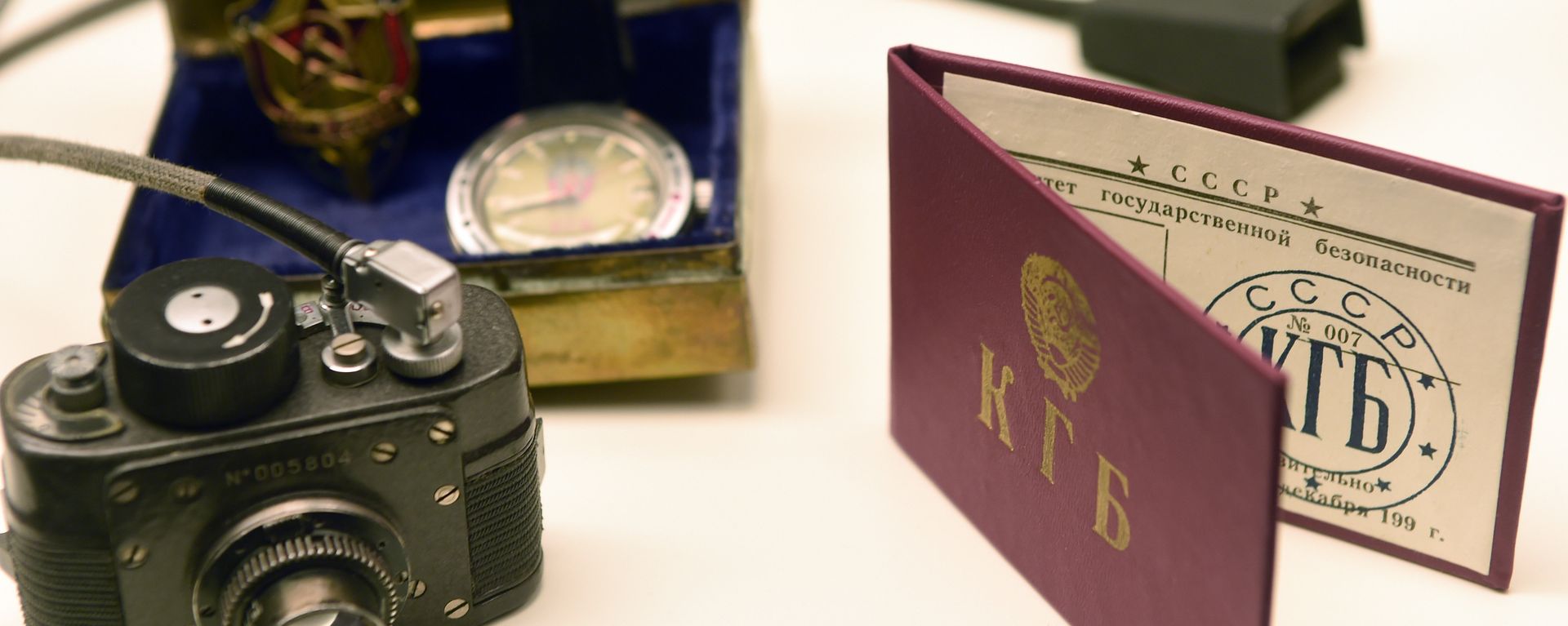 A set of a Russian secret service KGB agent is pictured in the Spy Museum in the western German city of Oberhausen on April 21, 2015 A set of a Russian secret service KGB agent is pictured in the Spy Museum in the western German city of Oberhausen on April 21, 2015 - Sputnik International, 1920, 20.12.2022