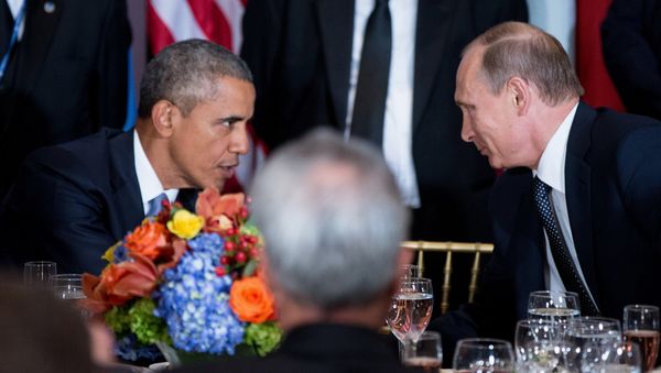 President Barack Obama and Russian President President Vladimir Putin greet each other during a luncheon, Monday, Sept. 28, 2015, at United Nations headquarters. President Barack Obama and Russian President President Vladimir Putin greet each other during a luncheon, Monday, Sept. 28, 2015, at United Nations headquarters. - Sputnik International